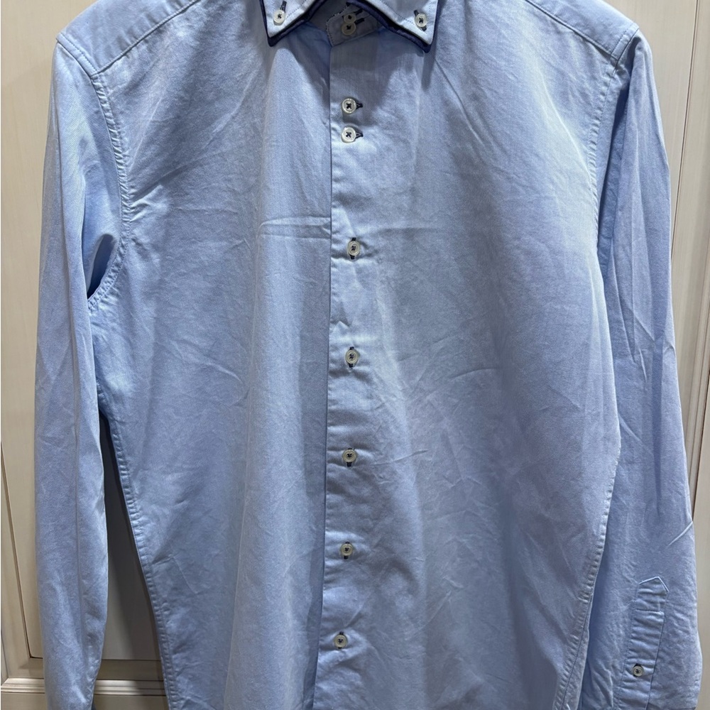 OVS Men's Sky Blue Dress Shirt with double lined collar in slim fit tapered back